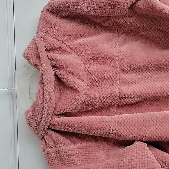 Simply Southern Soft Sherpa Pullover - Picture 7 of 11